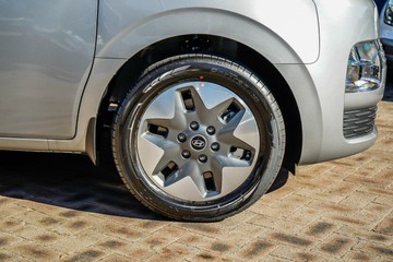 https://vehicle-cdn.autoleague.cloud/23977_620261126_24.jpg