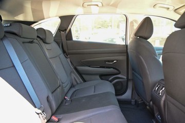 https://vehicle-cdn.autoleague.cloud/23977_620261273_11.jpg