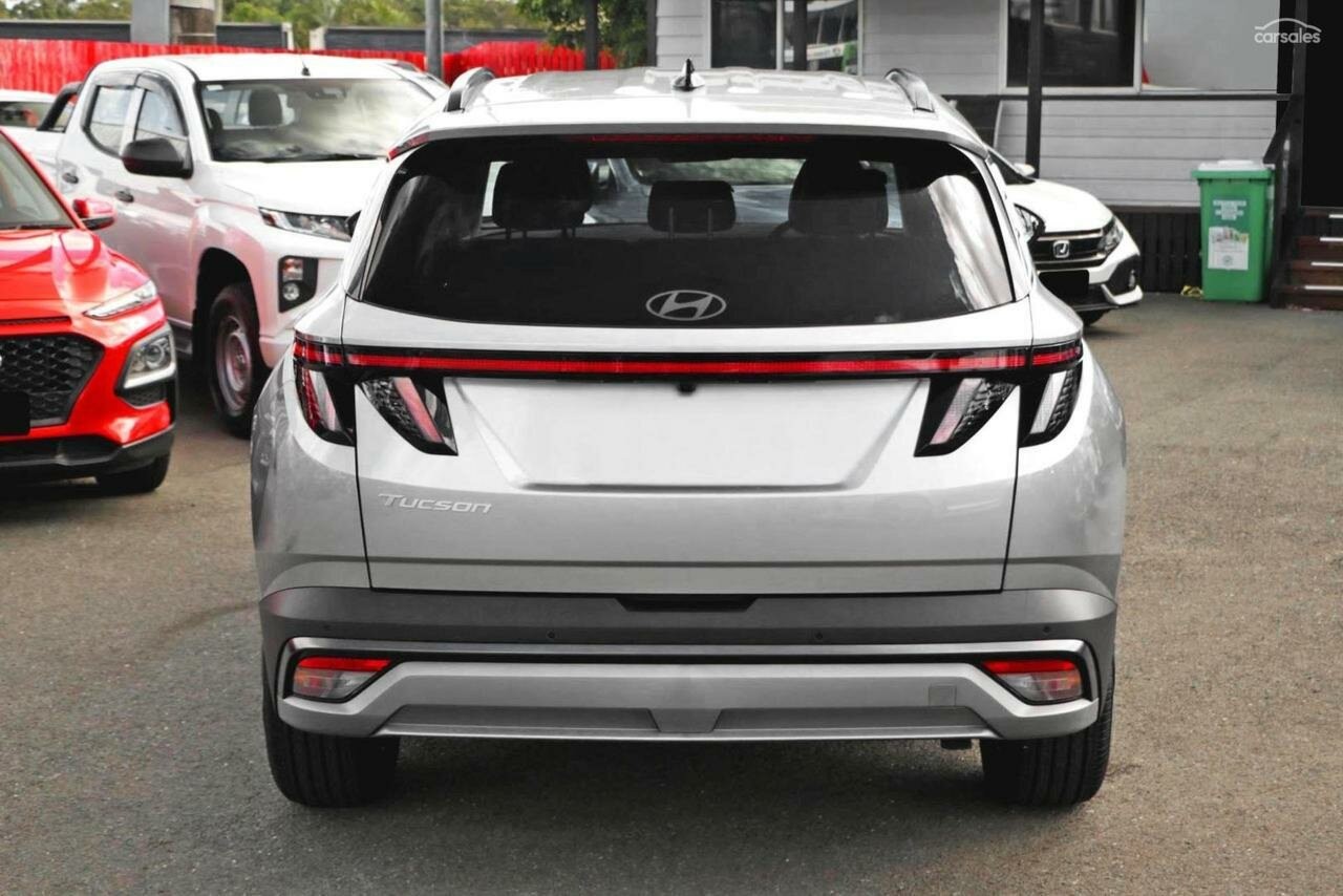 Hyundai Tucson image 3