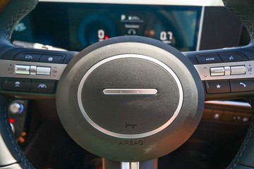 https://vehicle-cdn.autoleague.cloud/23977_620261479_17.jpg