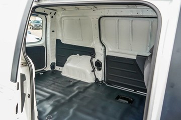 https://vehicle-cdn.autoleague.cloud/23977_620261921_14.jpg