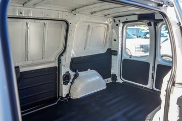 https://vehicle-cdn.autoleague.cloud/23977_620261933_13.jpg