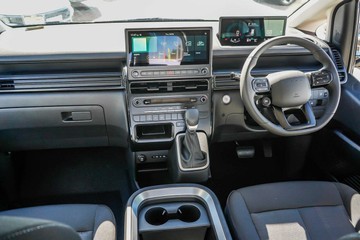 https://vehicle-cdn.autoleague.cloud/23977_620261933_7.jpg