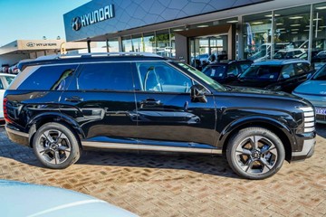 https://vehicle-cdn.autoleague.cloud/23977_620261978_6.jpg