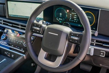 https://vehicle-cdn.autoleague.cloud/23977_620262115_11.jpg