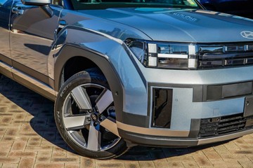 https://vehicle-cdn.autoleague.cloud/23977_620262115_23.jpg