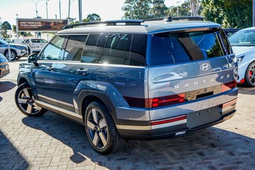 https://vehicle-cdn.autoleague.cloud/23977_620262115_6.jpg