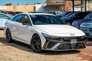 https://vehicle-cdn.autoleague.cloud/23977_620262136_1.jpg