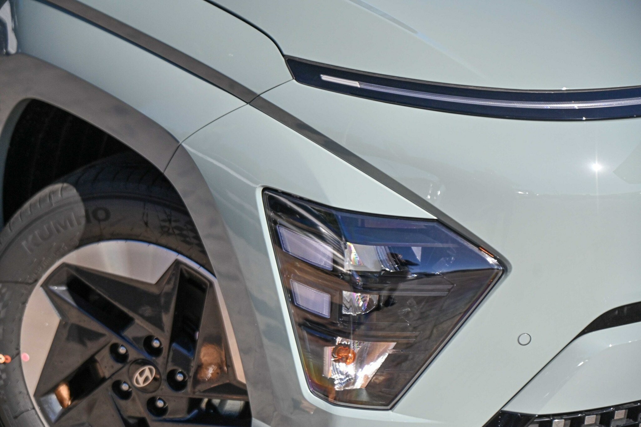 Hyundai Kona image 2