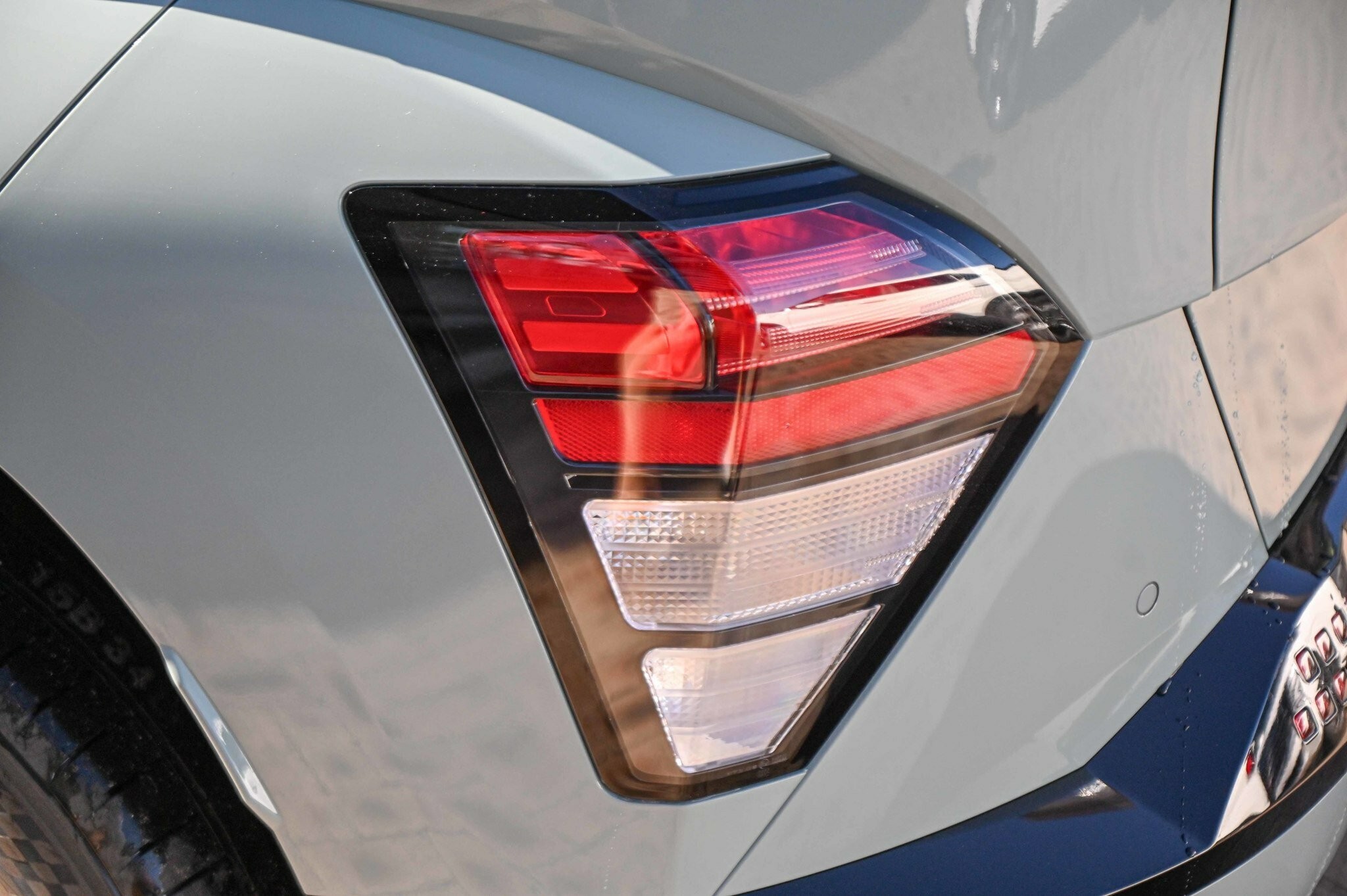 Hyundai Kona image 4
