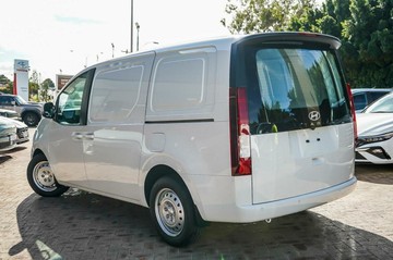 https://vehicle-cdn.autoleague.cloud/23977_620262769_2.jpg