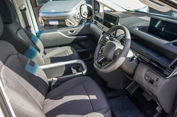 https://vehicle-cdn.autoleague.cloud/23977_620262770_6.jpg