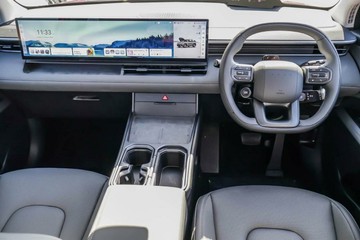 https://vehicle-cdn.autoleague.cloud/23977_620262852_11.jpg