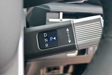 https://vehicle-cdn.autoleague.cloud/23977_620263318_21.jpg