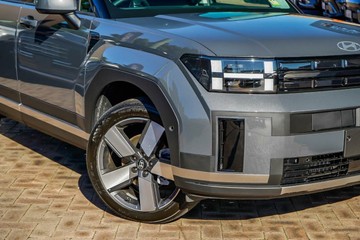 https://vehicle-cdn.autoleague.cloud/23977_620263324_22.jpg
