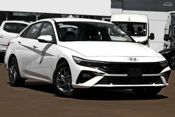 https://vehicle-cdn.autoleague.cloud/23977_620263344_1.jpg