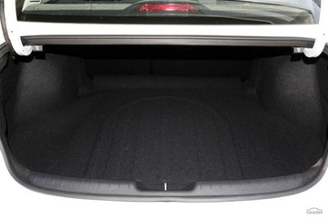 https://vehicle-cdn.autoleague.cloud/23977_620263344_11.jpg