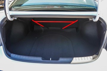 https://vehicle-cdn.autoleague.cloud/23977_620263349_12.jpg