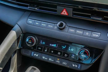 https://vehicle-cdn.autoleague.cloud/23977_620263349_19.jpg