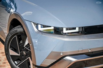 https://vehicle-cdn.autoleague.cloud/23977_620263623_5.jpg