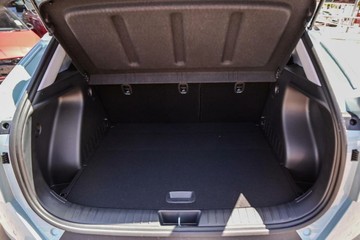 https://vehicle-cdn.autoleague.cloud/23977_620263795_10.jpg