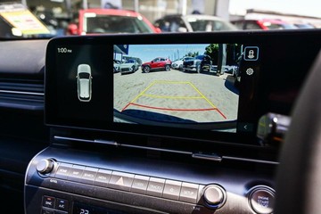 https://vehicle-cdn.autoleague.cloud/23977_620263795_12.jpg