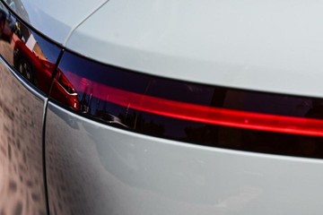 https://vehicle-cdn.autoleague.cloud/23977_620263795_20.jpg
