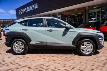 https://vehicle-cdn.autoleague.cloud/23977_620263795_5.jpg