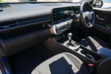https://vehicle-cdn.autoleague.cloud/23977_620263795_8.jpg