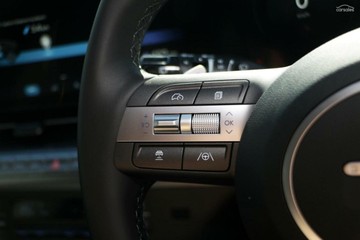 https://vehicle-cdn.autoleague.cloud/23977_620264021_1.jpg