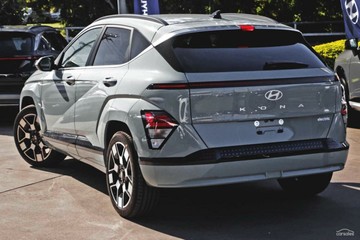 https://vehicle-cdn.autoleague.cloud/23977_620264021_5.jpg
