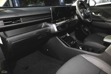 https://vehicle-cdn.autoleague.cloud/23977_620264021_7.jpg