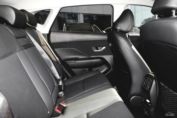 https://vehicle-cdn.autoleague.cloud/23977_620264021_9.jpg