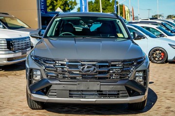 https://vehicle-cdn.autoleague.cloud/23977_620264408_2.jpg
