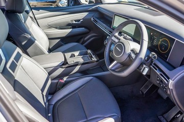 https://vehicle-cdn.autoleague.cloud/23977_620264417_11.jpg
