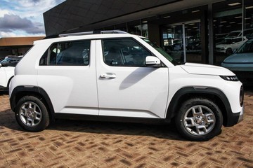 https://vehicle-cdn.autoleague.cloud/23977_620264816_5.jpg