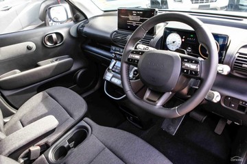 https://vehicle-cdn.autoleague.cloud/23977_620264816_6.jpg
