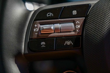 https://vehicle-cdn.autoleague.cloud/23977_620264821_20.jpg
