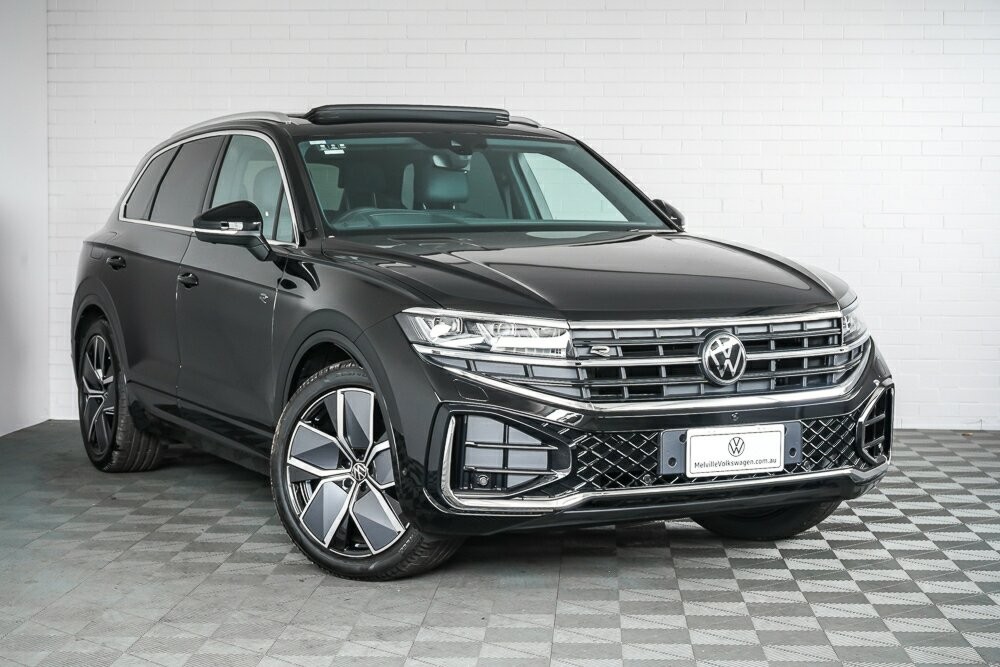 Volkswagen Touareg image 1