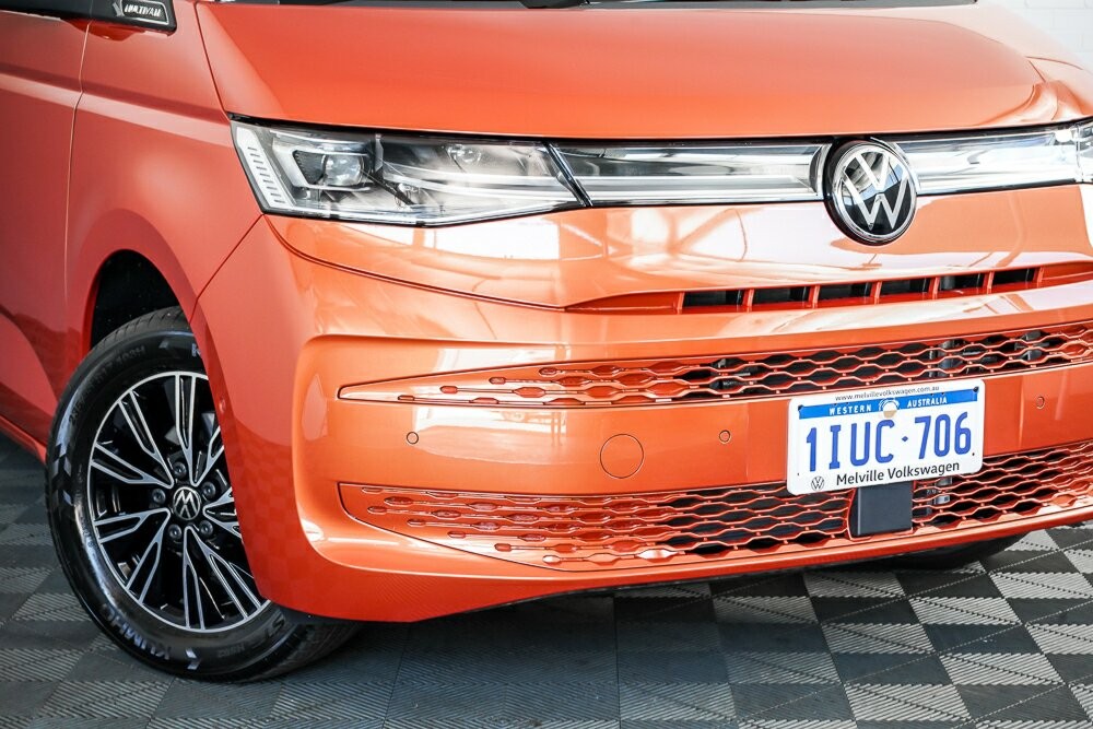 Volkswagen Multivan image 2