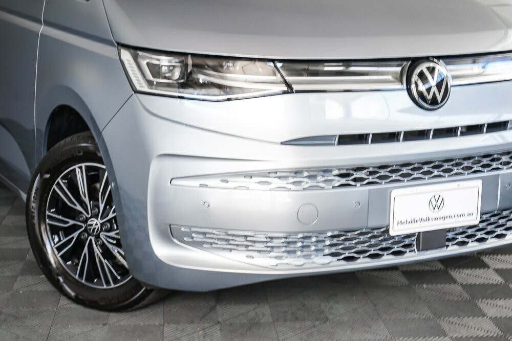 Volkswagen Multivan image 2