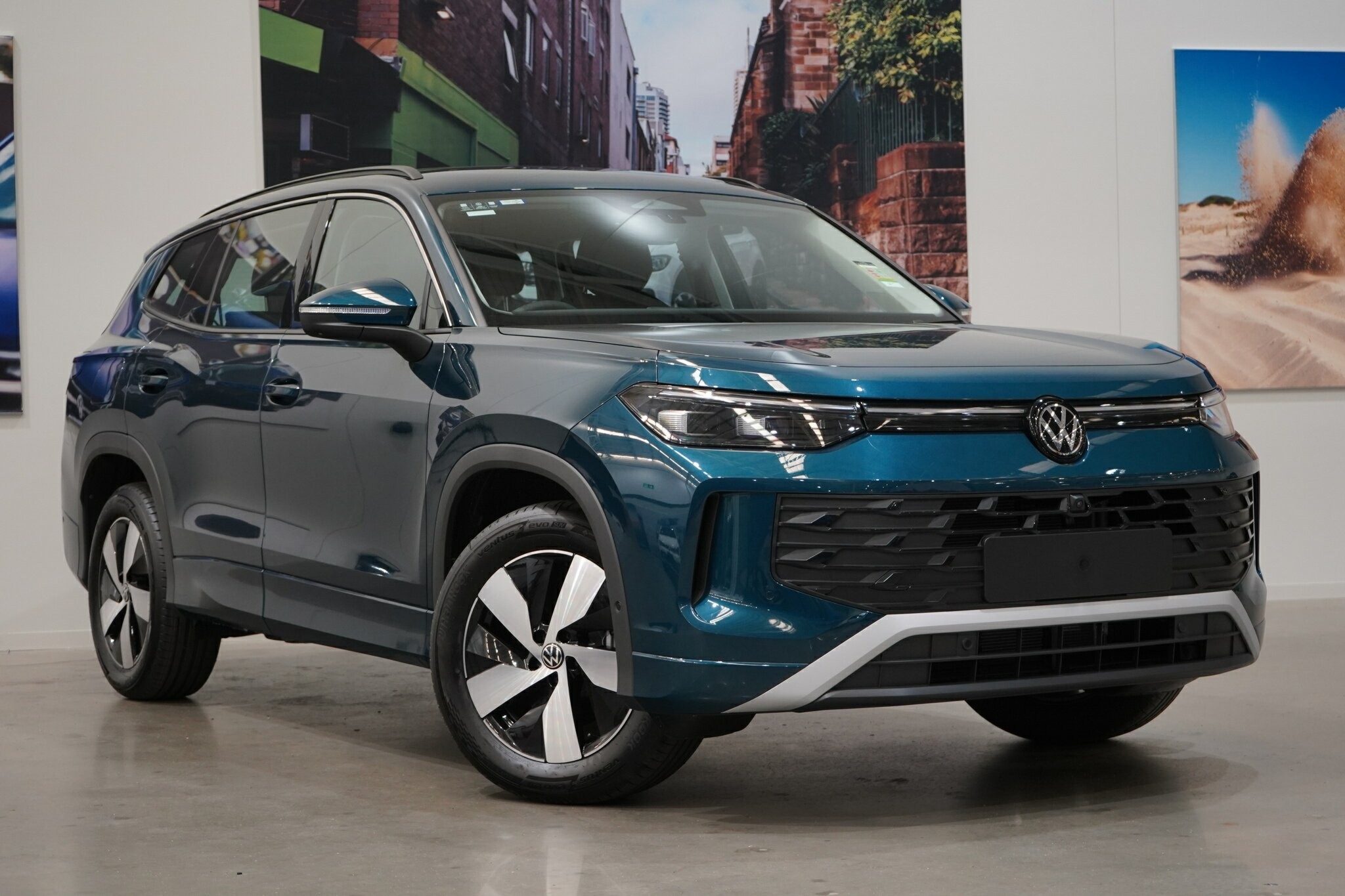 Volkswagen Tayron image 1