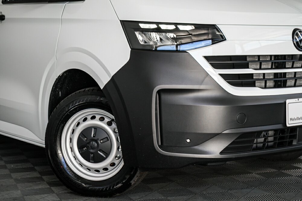 Volkswagen Transporter image 2