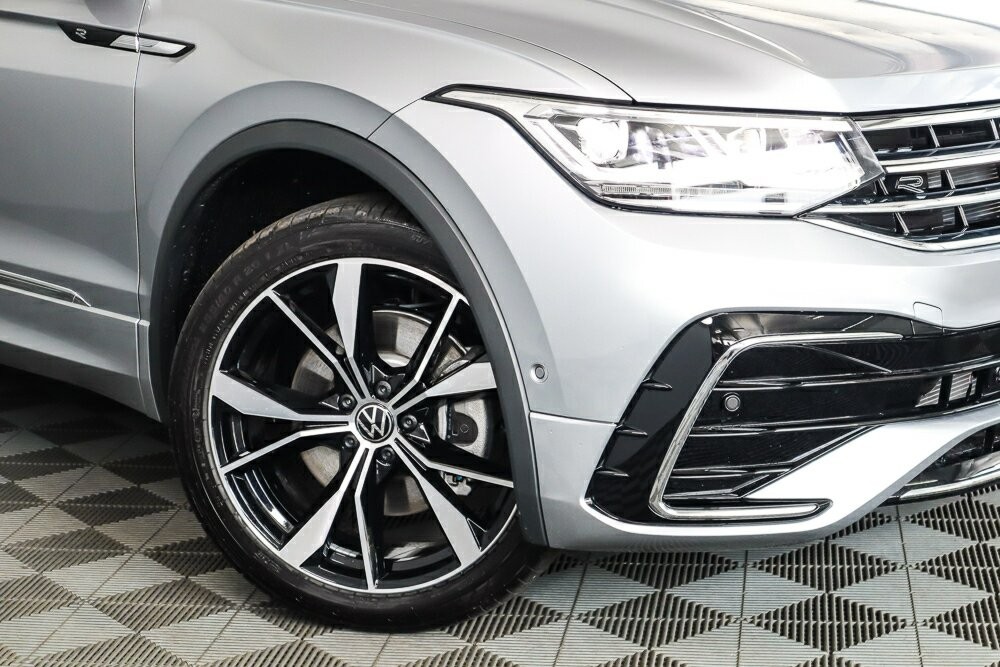 Volkswagen Tiguan image 2