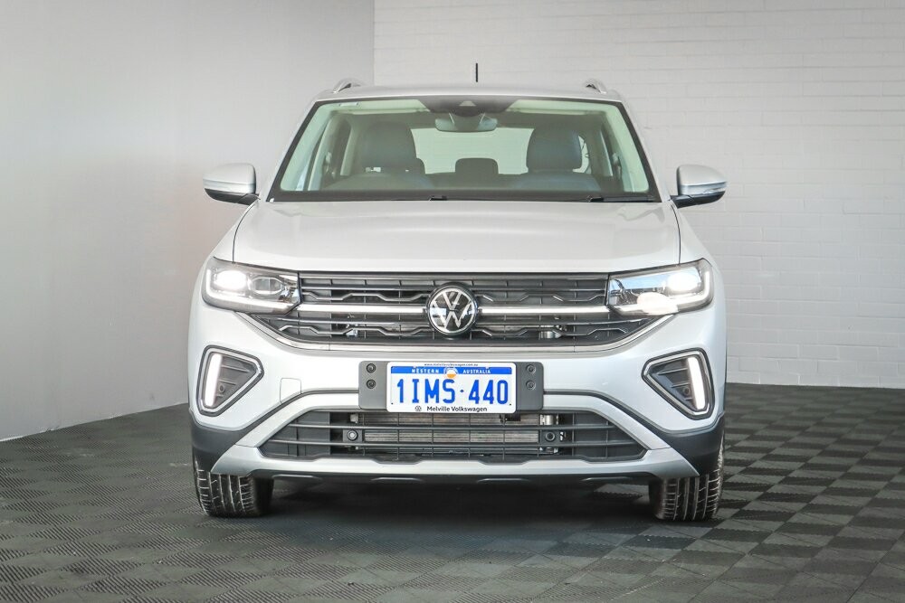 Volkswagen T-cross image 3