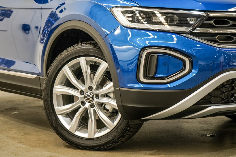 Volkswagen T-roc image 2