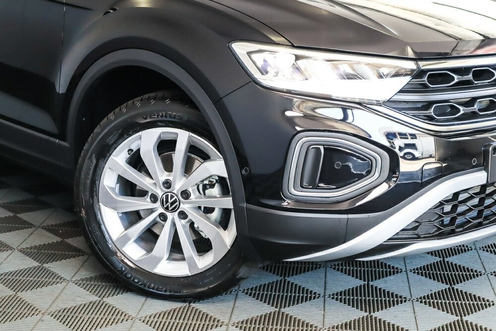 Volkswagen T-roc image 2