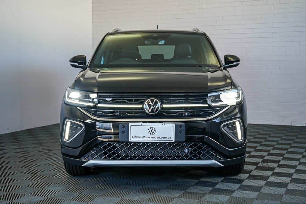 Volkswagen T-cross image 3