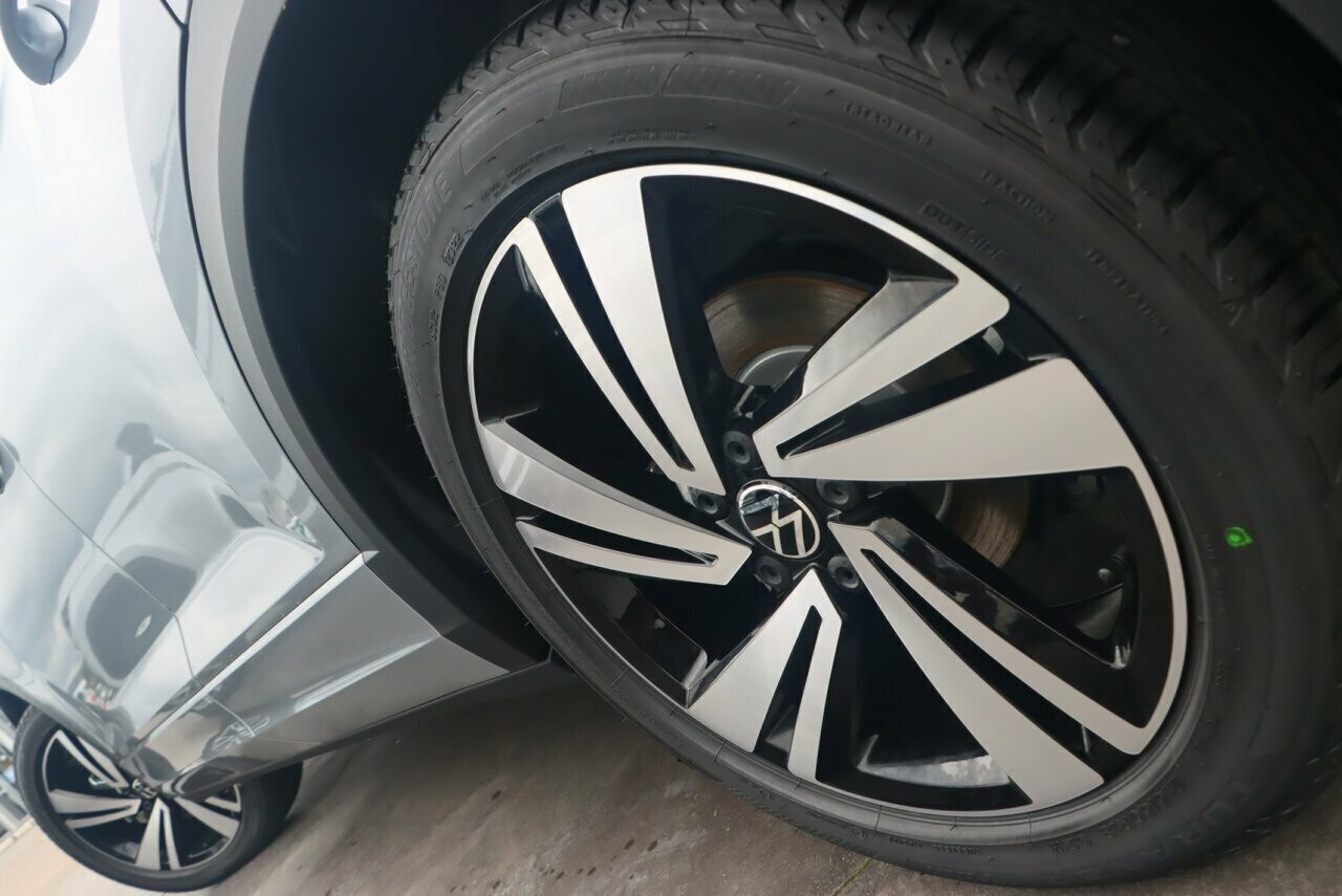 Volkswagen T-roc image 4