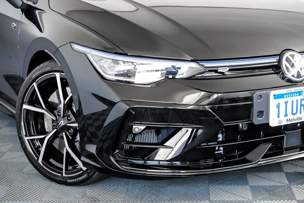 Volkswagen Golf image 2